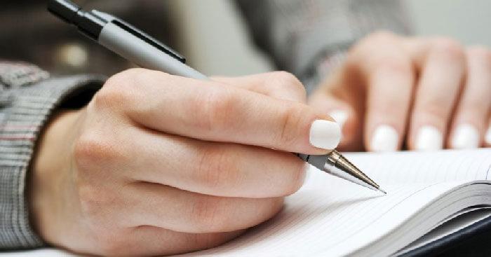 Văn mẫu lớp 8: Tóm tắt tác phẩm Thuyền trưởng tàu viễn dương (2 bài mẫu) - Tuyển tập văn mẫu lớp 8 hay nhất